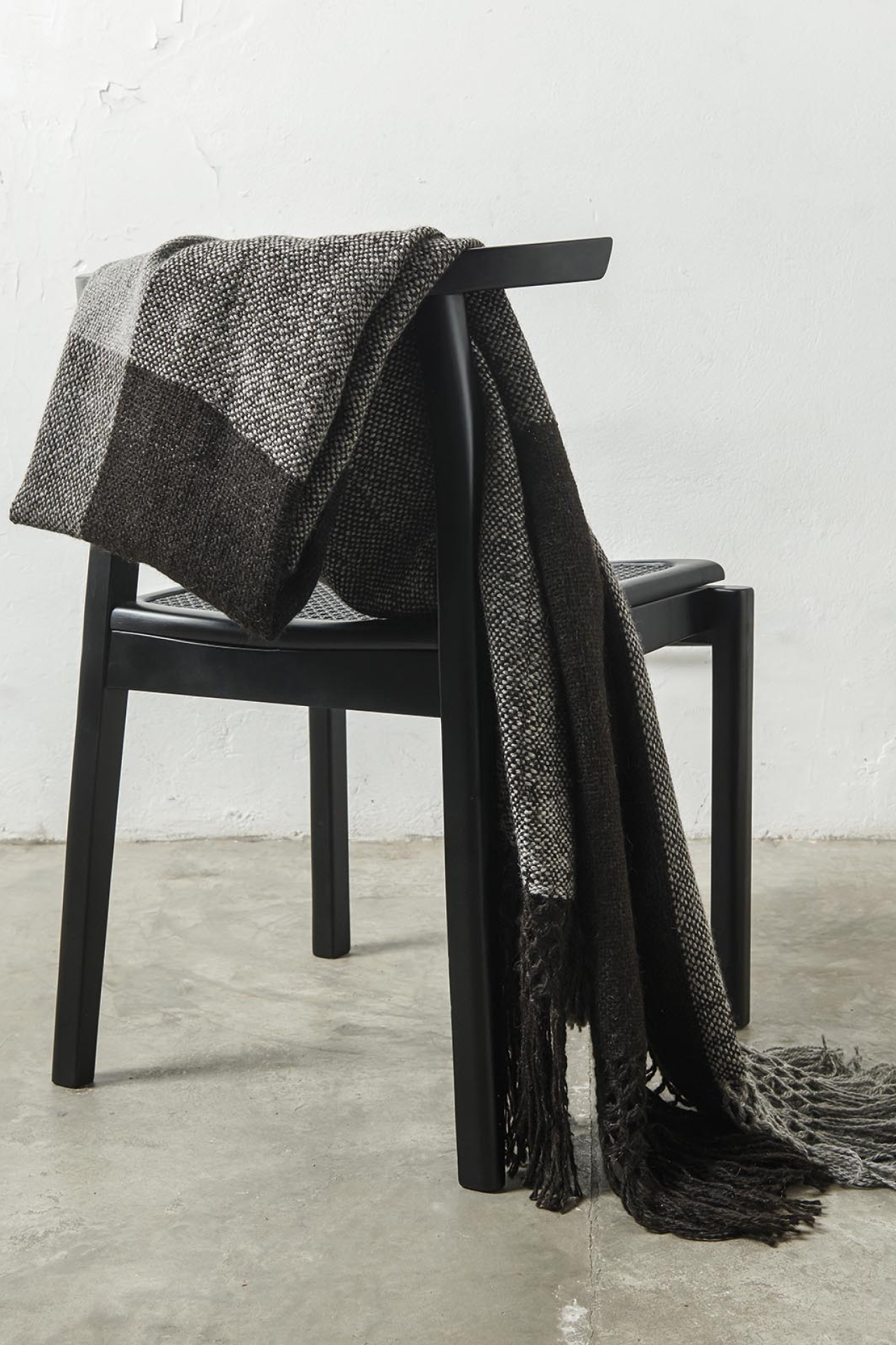 Manta Volcan Negro Natural