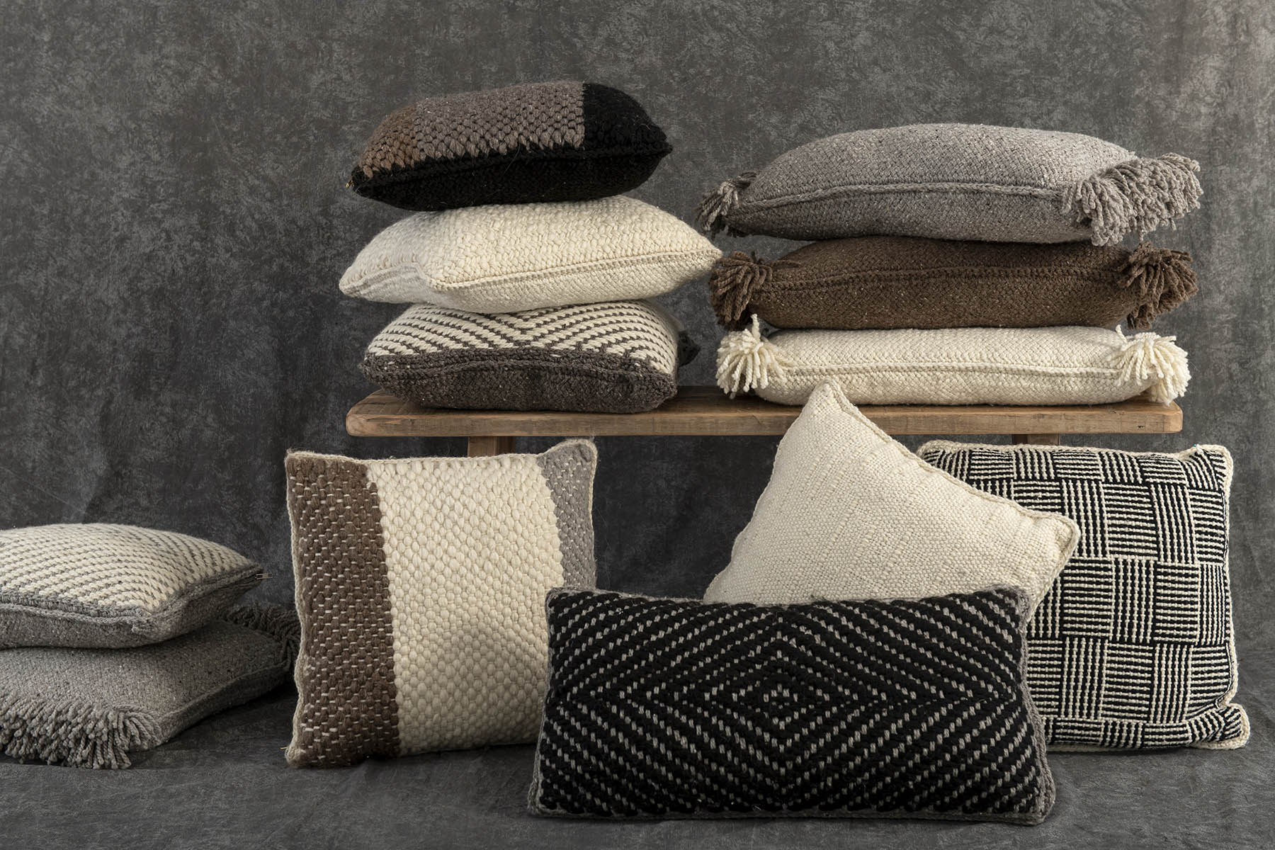 Almohadon Escamas Bloques Blanco (pre-order)