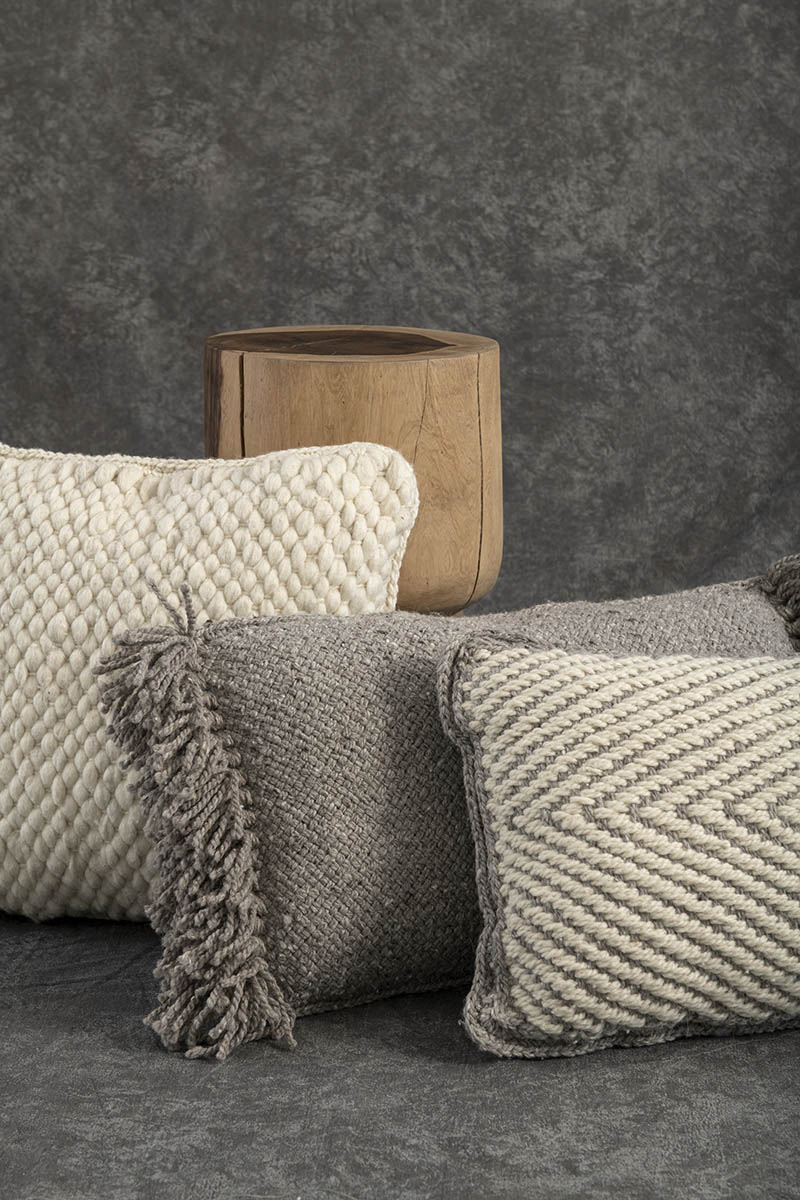 Lumbar Diamante Gris ( PRE-ORDER )