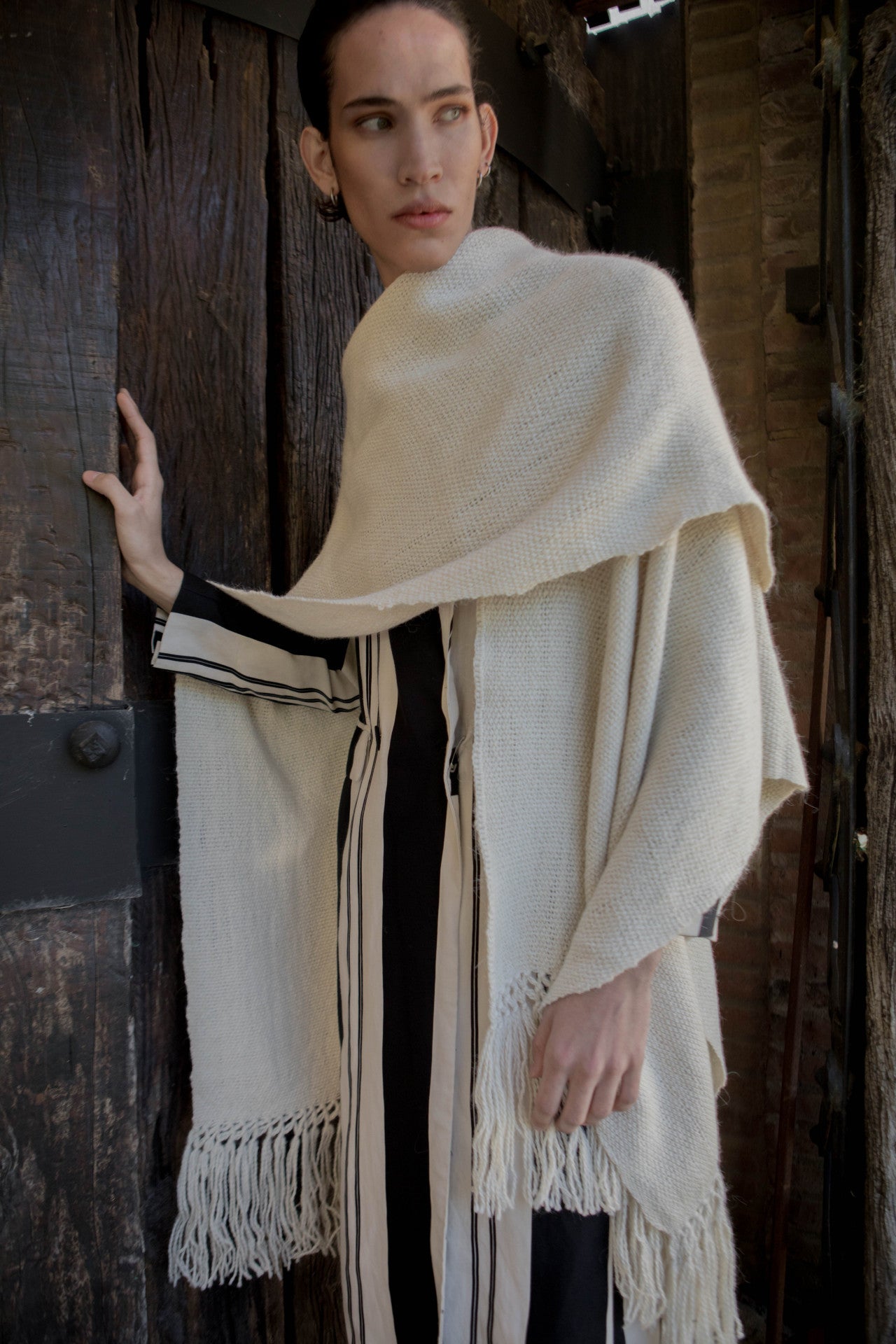 White Altiplano Blanket