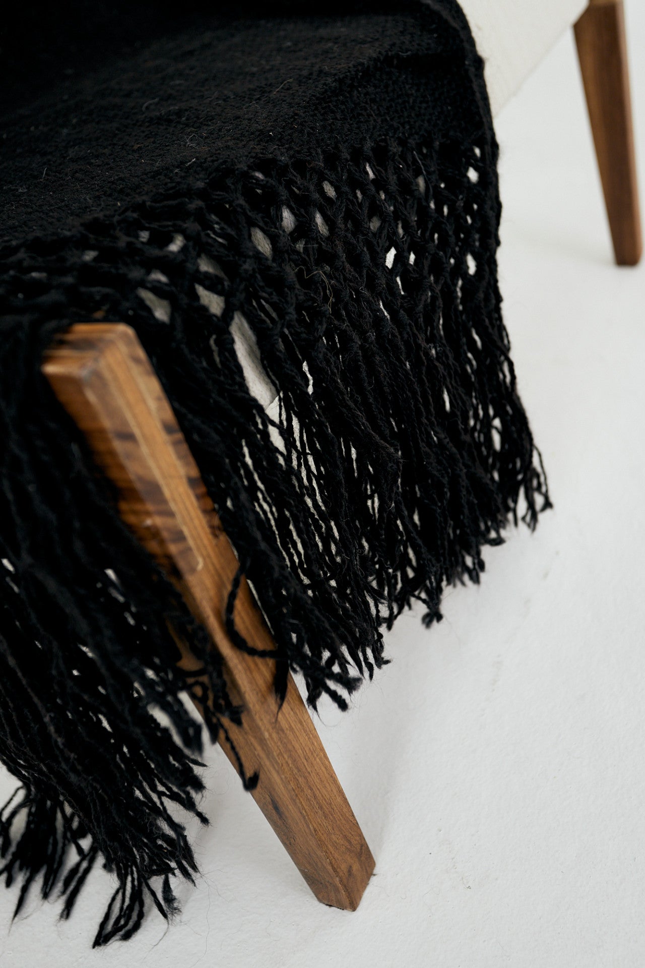 Manta Altiplano Negro Natural ( PRE-ORDER )