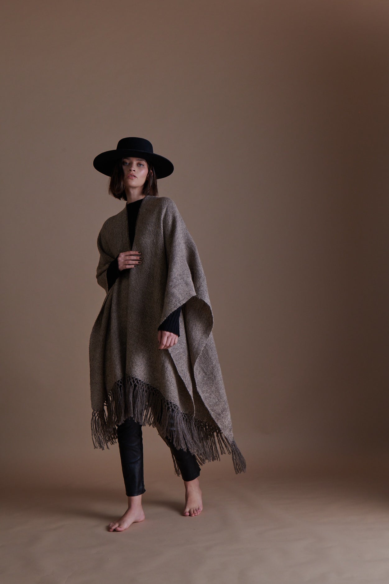 Ruana Andes Grafito (PRE-ORDER)