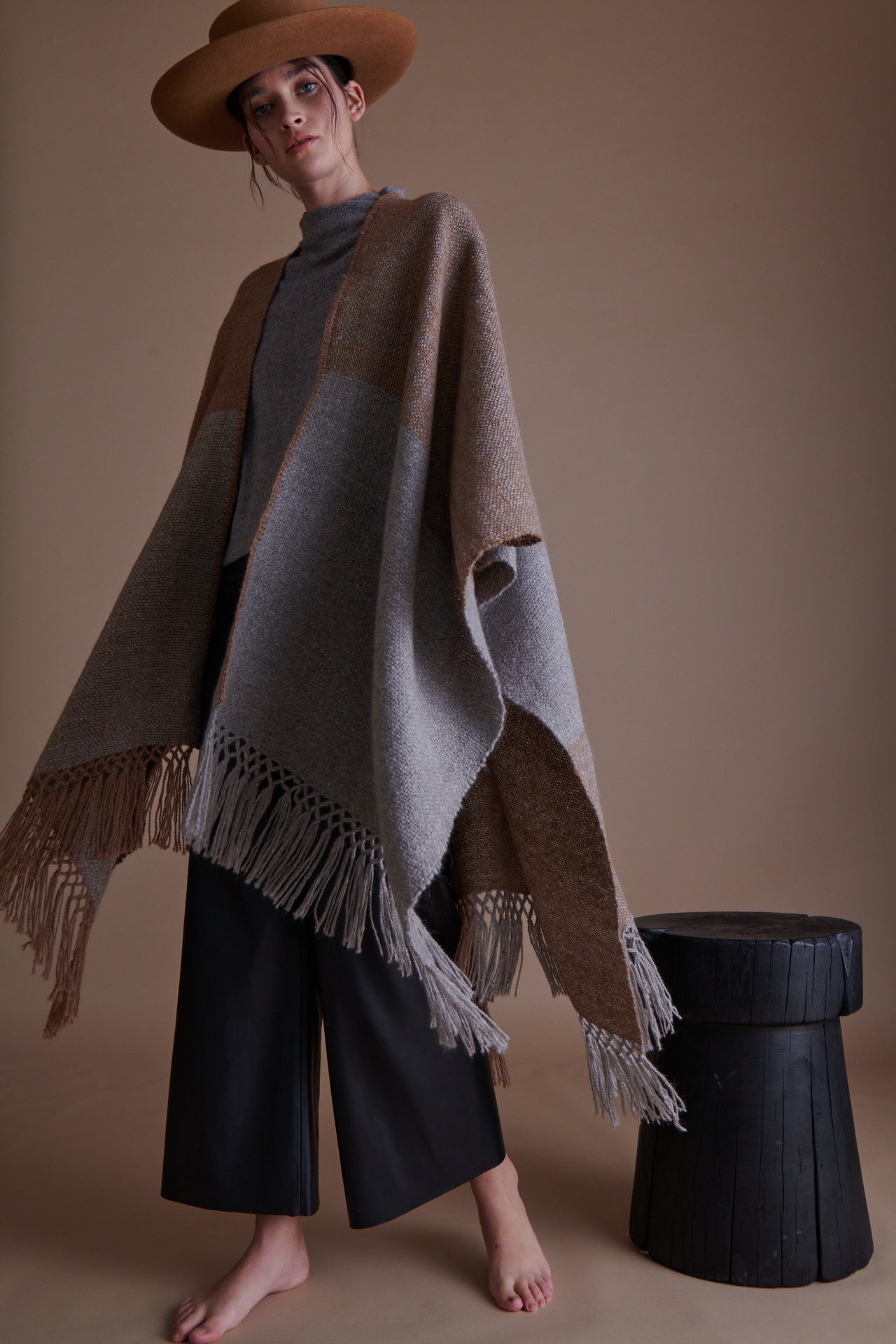 Ruana Volcán Canela