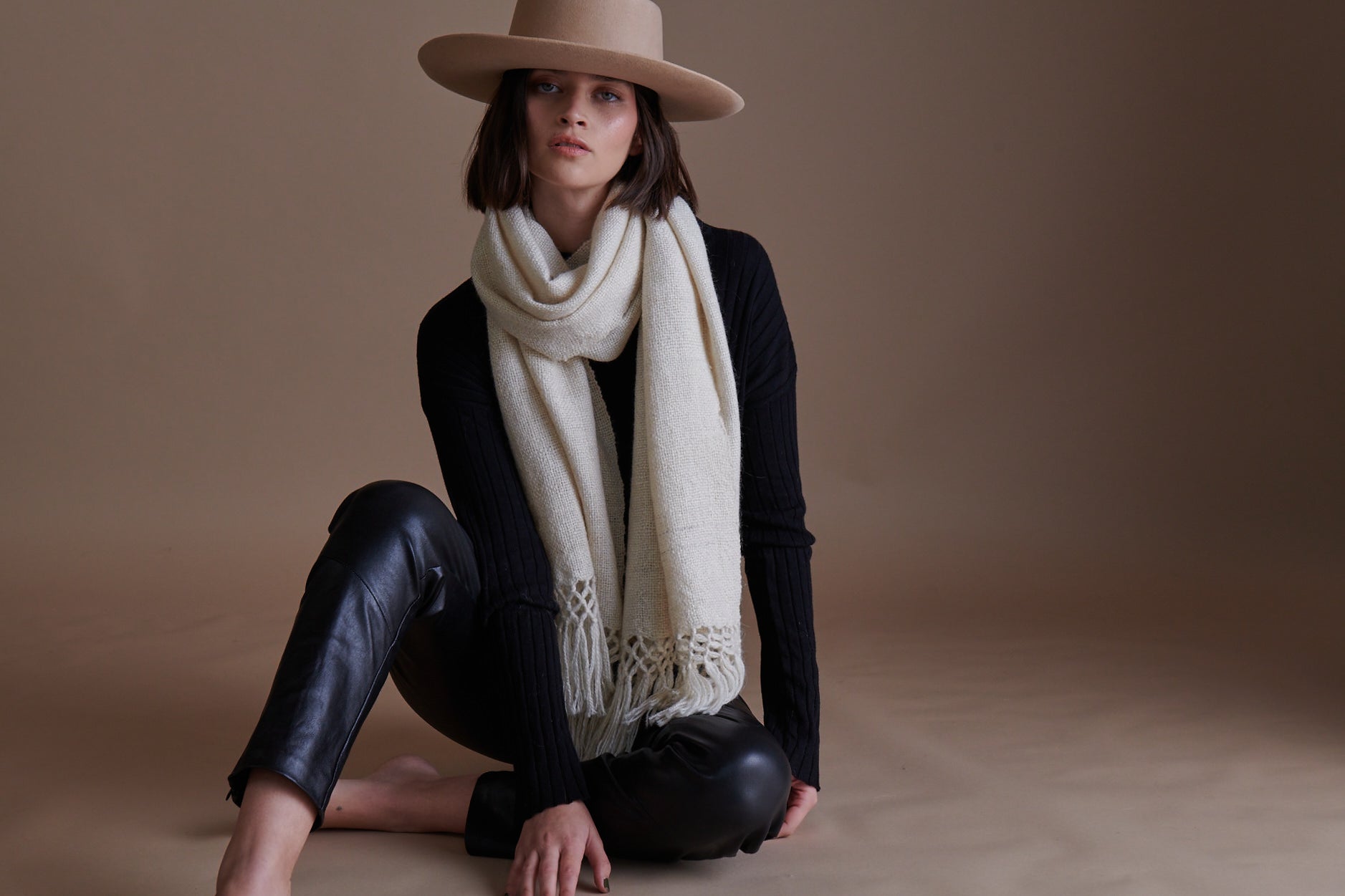 White Altiplano Stole