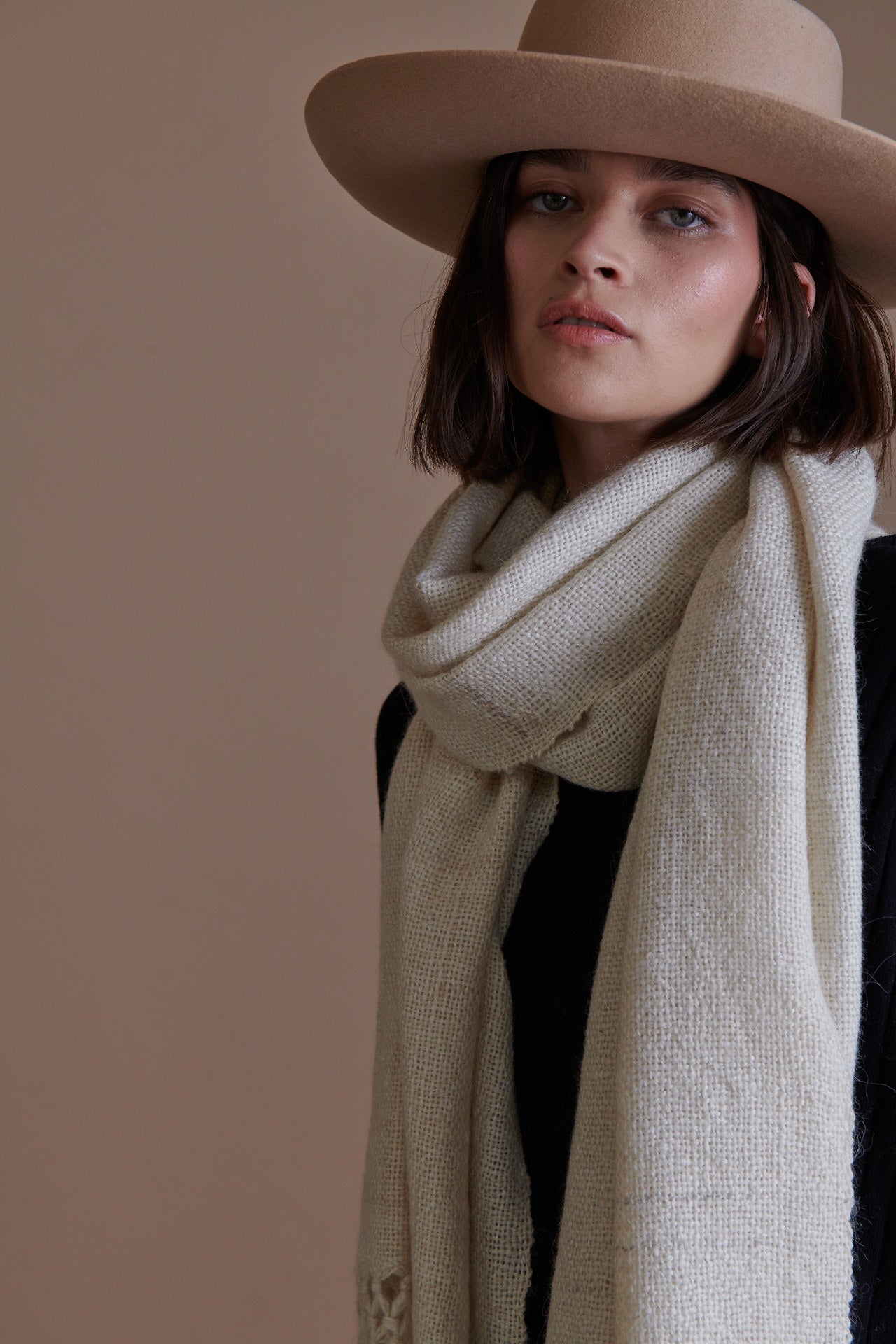 White Altiplano Stole