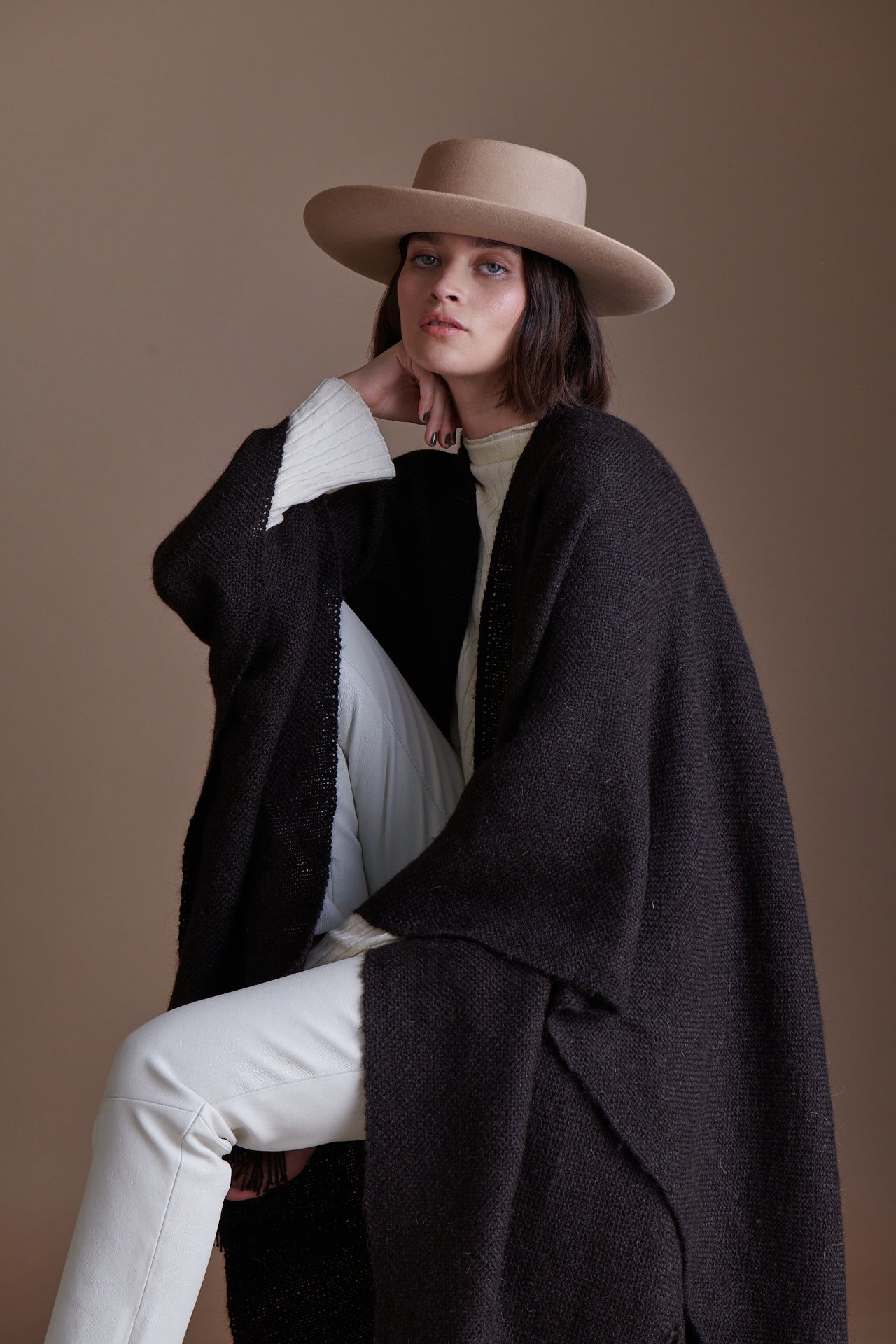 Natural Black Altiplano Ruana