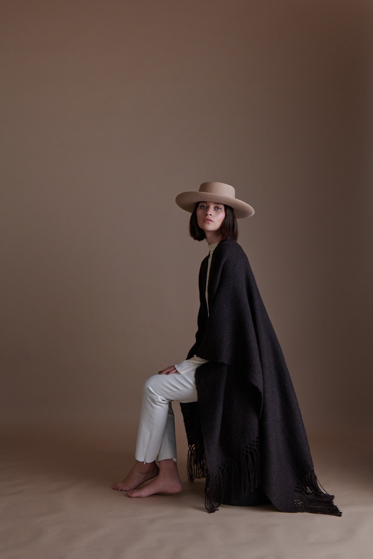 Natural Black Altiplano Ruana