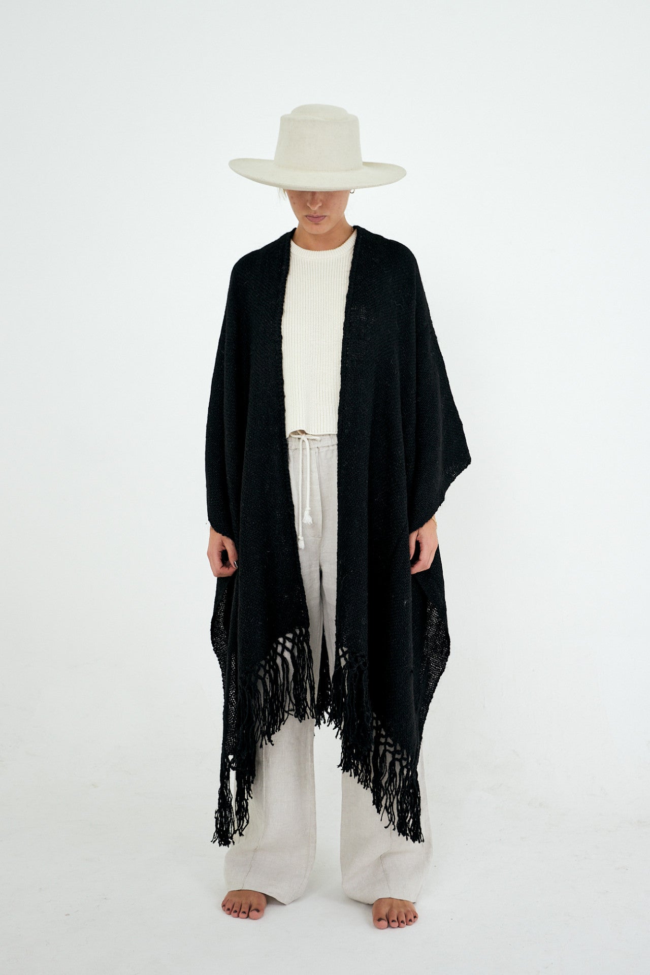 Natural Black Altiplano Ruana
